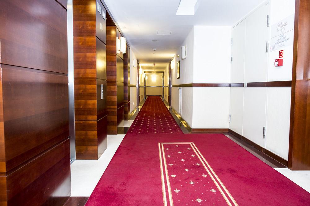Exclusive Aparthotel Warsaw Ngoại thất bức ảnh