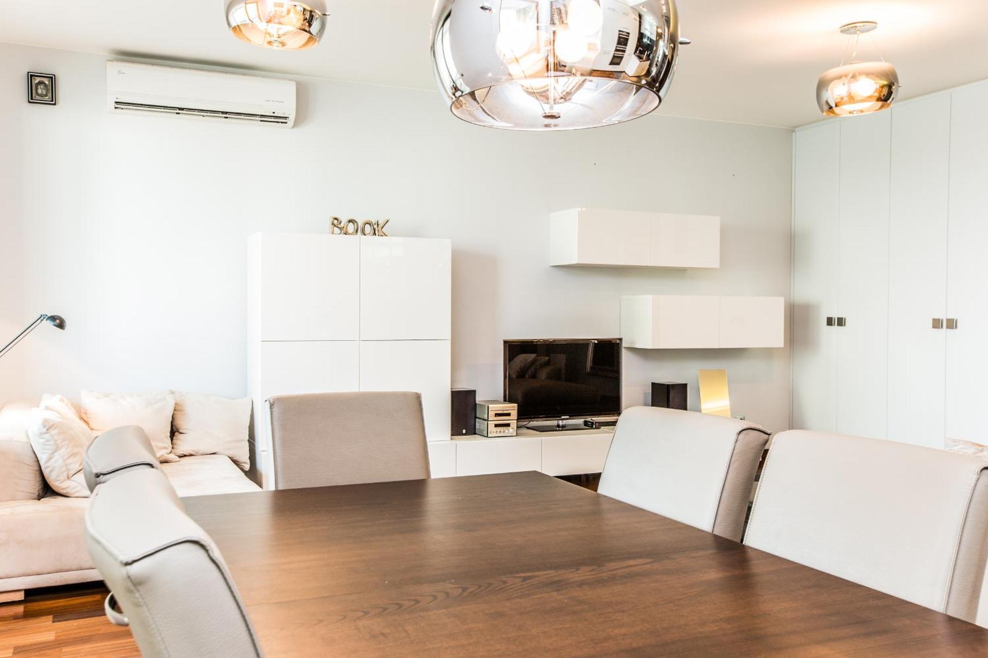Exclusive Aparthotel Warsaw Ngoại thất bức ảnh