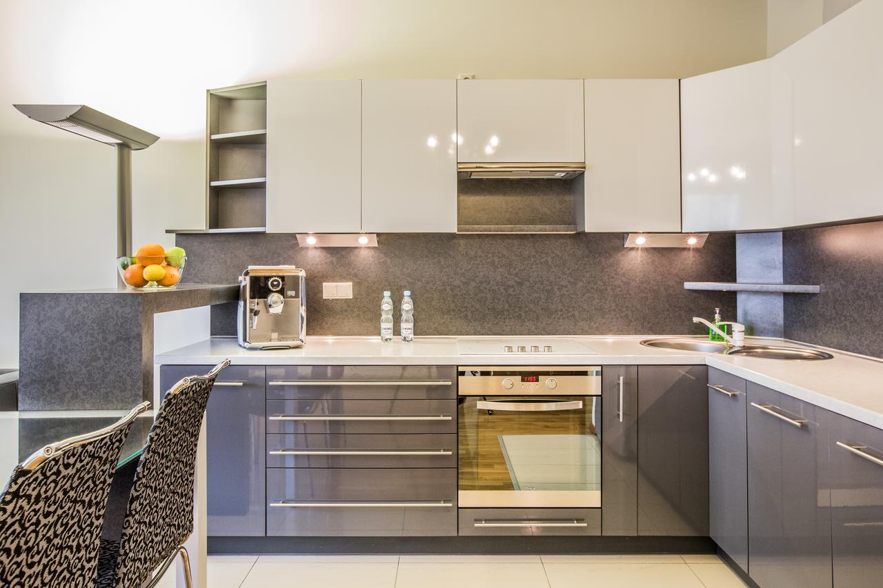 Exclusive Aparthotel Warsaw Ngoại thất bức ảnh