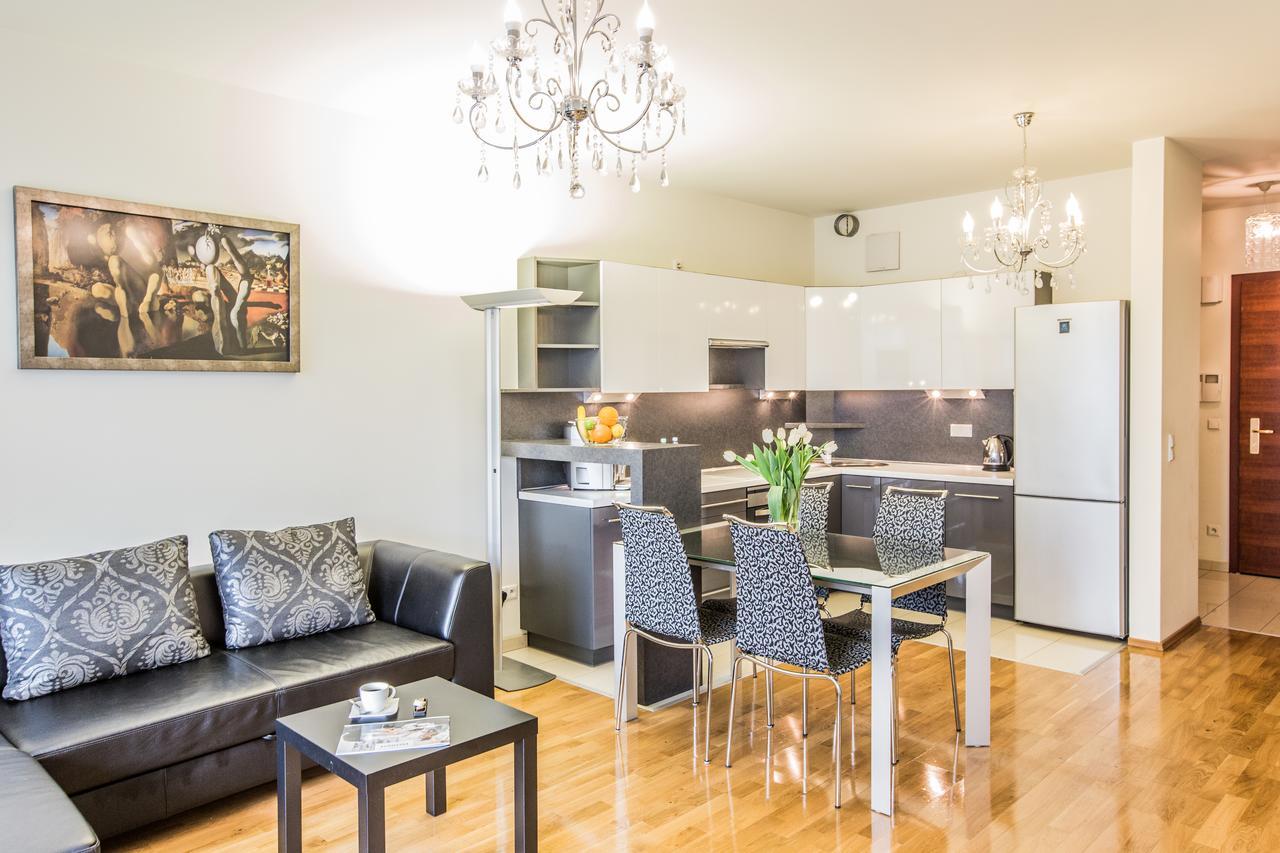 Exclusive Aparthotel Warsaw Ngoại thất bức ảnh