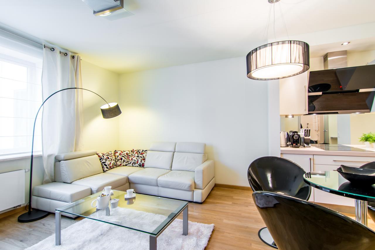 Exclusive Aparthotel Warsaw Ngoại thất bức ảnh
